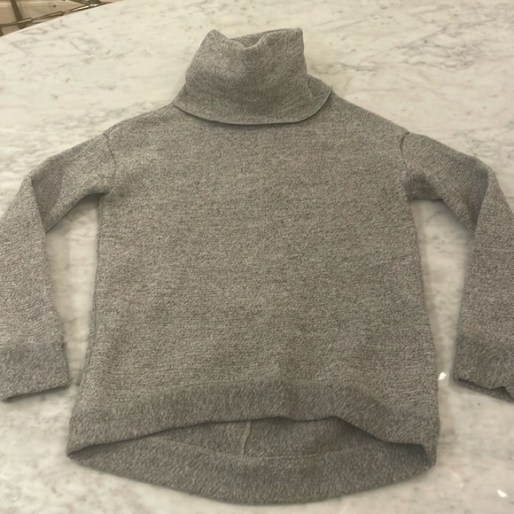 Abercrombie Turtleneck - Picture 1 of 5